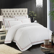 Load image into Gallery viewer, Four-piece cotton bedding set